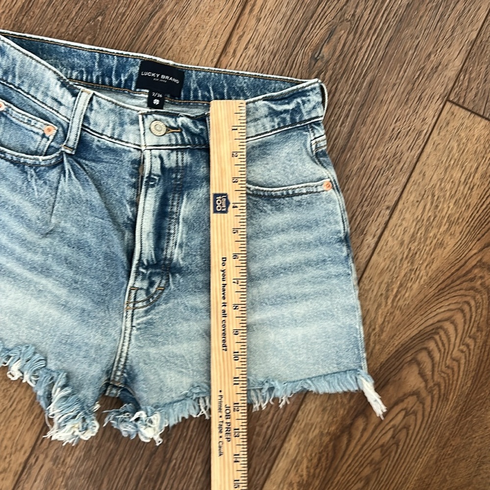 Lucky Brand Mom high Rise Women's short Denim Shorts - Blue‎ size 2/26 - Picture 7 of 9